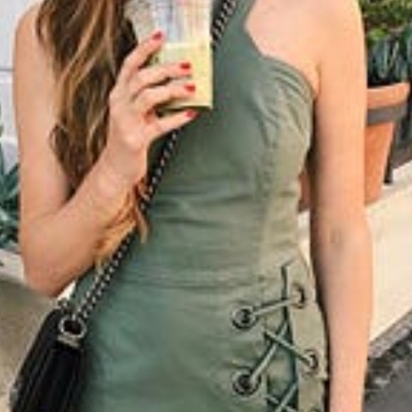 Greylin Green Sheath Dress - Picture 1 of 11